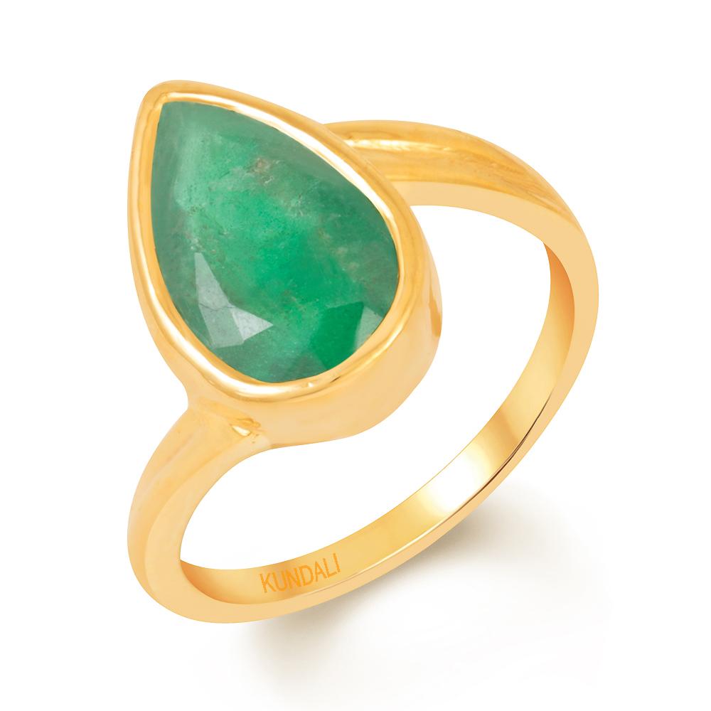 Ehsaas Emerald (Panna) gold ring
