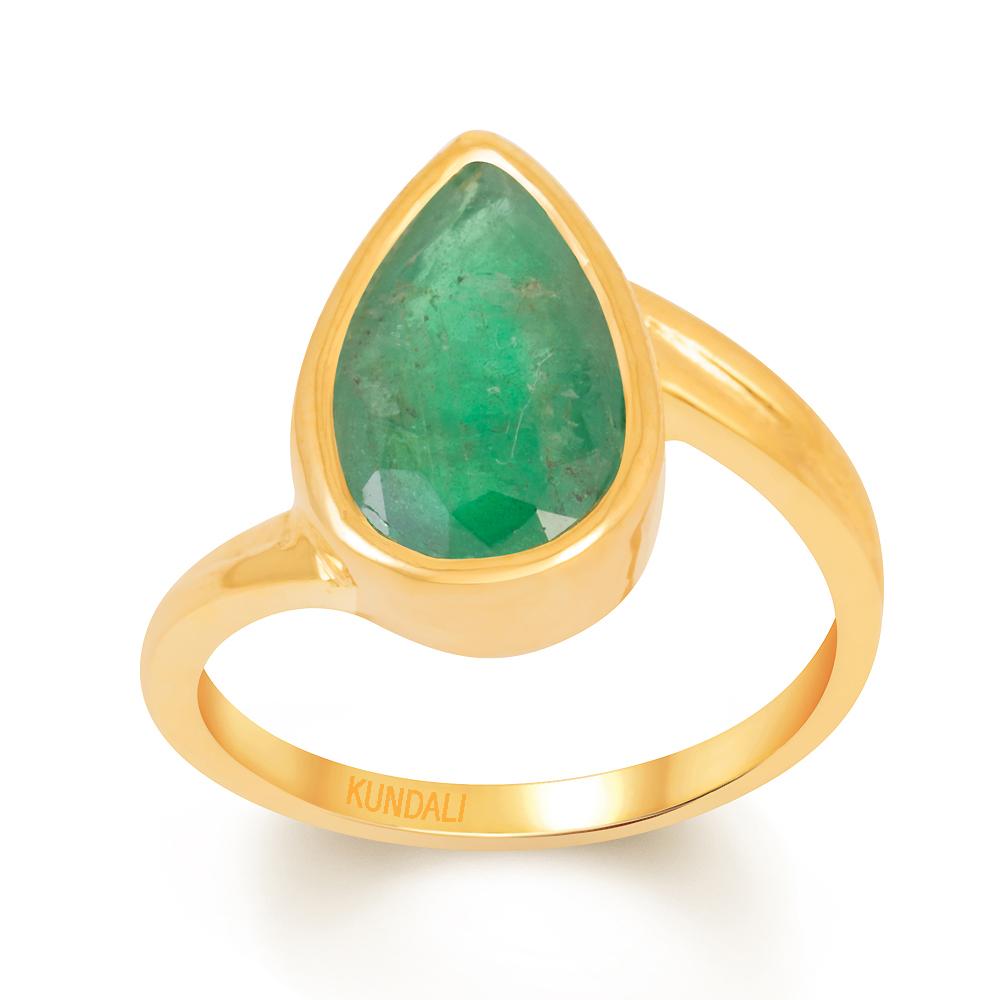 Ehsaas Emerald (Panna) gold ring
