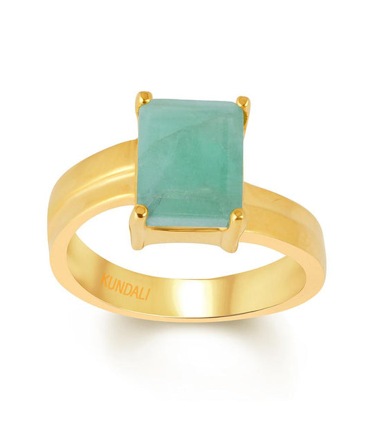 Edgy Emerald (Panna) gold ring 2
